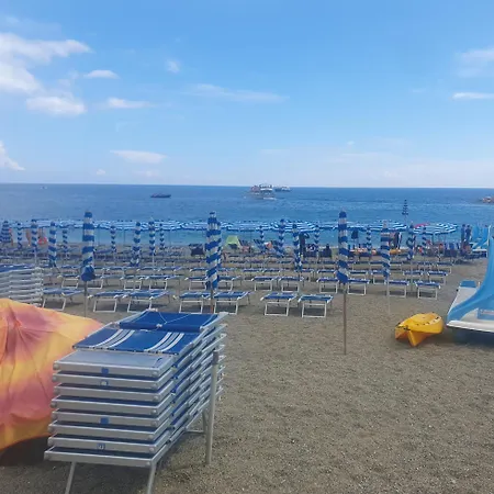 Apartman Sestri Executive 2 Bedroom&huge Terrace *