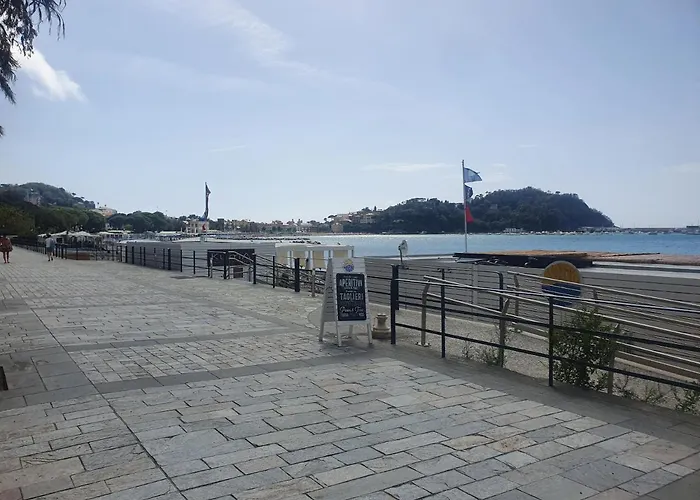 Sestri Executive 2 Bedroom&huge Terrace Apartamento Sestri Levante