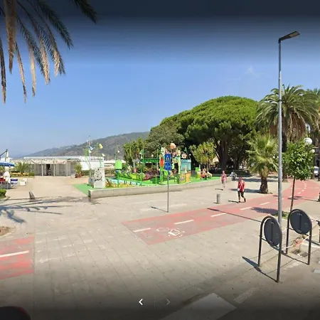 Sestri Downtown Executive 3 Bedrooms Sestri Levante
